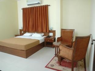 Hotel Indralok Junagadh Exterior foto